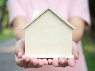 Colaboración institucional para mejorar la atención de las personas sin hogar