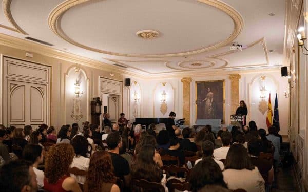 Sanidad y Cultura acuerdan integrar las artes en la salud mental y la atención sanitaria