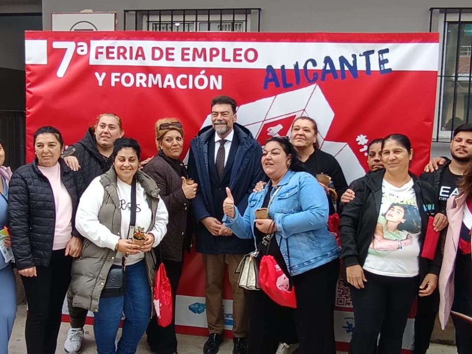 Gran participación en la VII Feria de Empleo y Formación en la Zona Norte