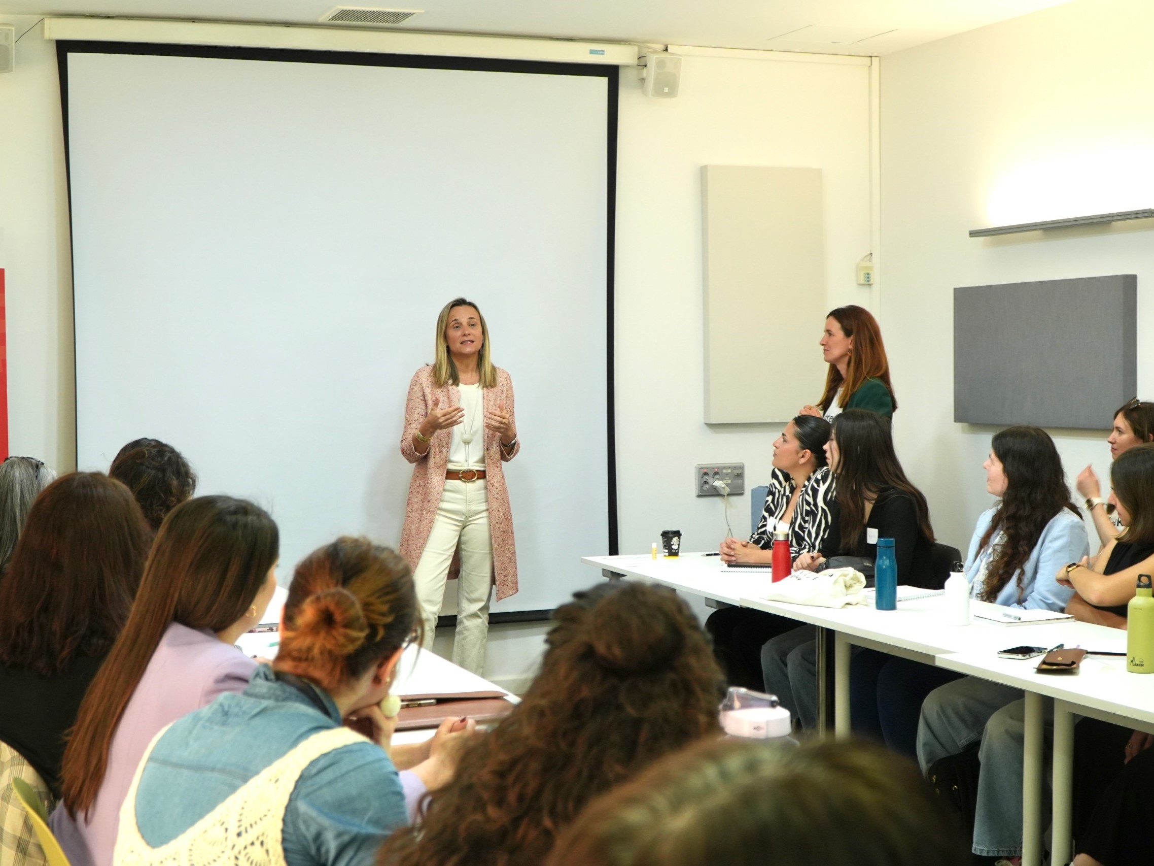 Día Mundial del Emprendimiento: València impulsa el talento femenino tecnológico con el programa ‘The Break’