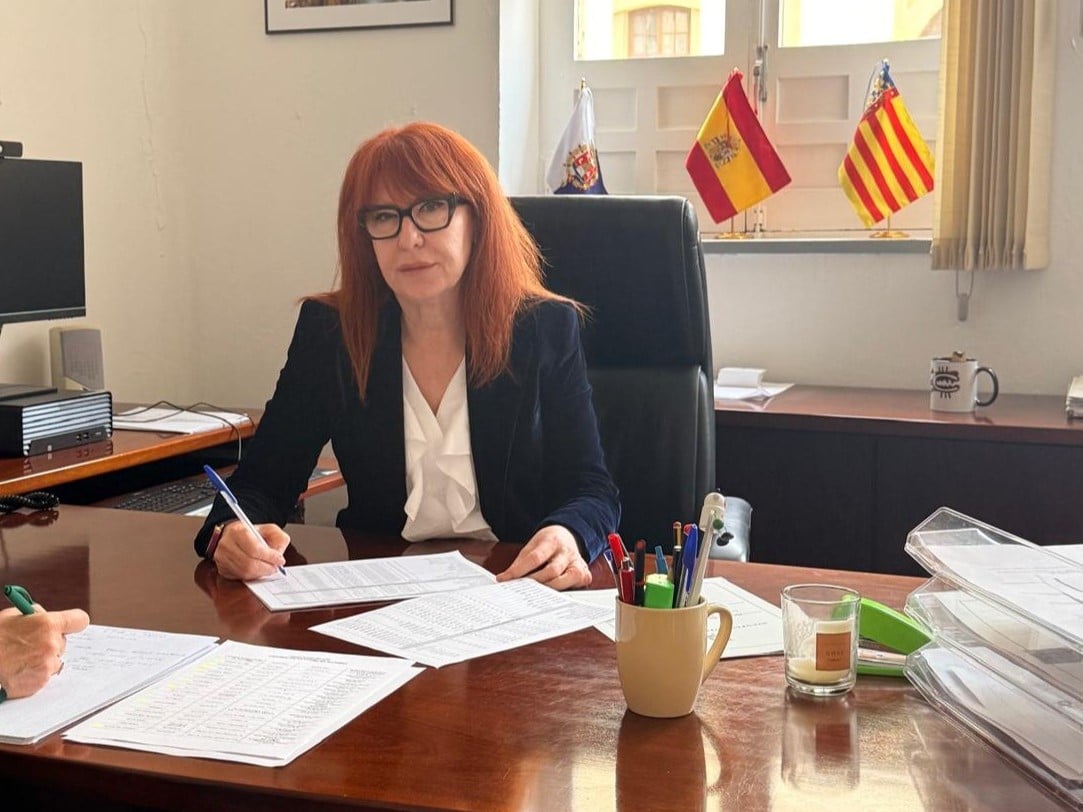Alicante adjudica a Cruz Roja el nuevo servicio contra la soledad no deseada