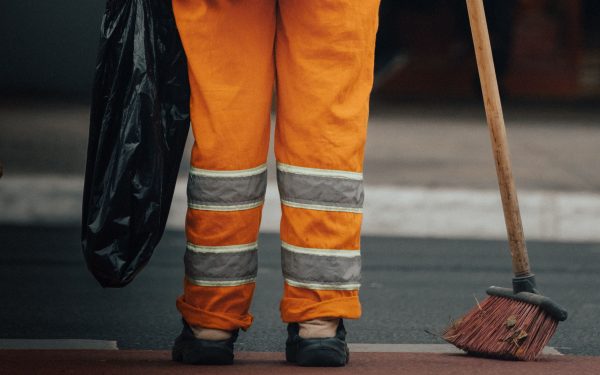Las trabajadoras de limpieza urbana de Sagunt llegan a un acuerdo con SAG y desconvocan la huelga
