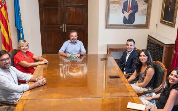 El Ayuntamiento de Castellón incorpora al Grupo Nealis a sus cursos de Formación a la Carta