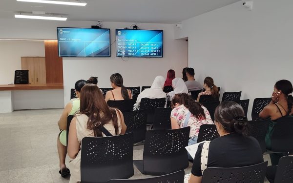 Alicante supera las 180.000 atenciones ciudadanas en el primer semestre a través de su red municipal multicanal