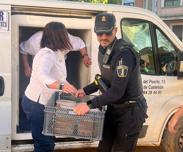 Castellón: 500 raciones de arroz a banda enviados a los afectados por la DANA y sigue movilizando voluntarios y maquinaria para pueblos afectados