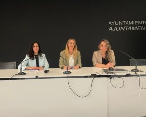 mari carmen de españa presenta las lanzaderas de empleo (2)