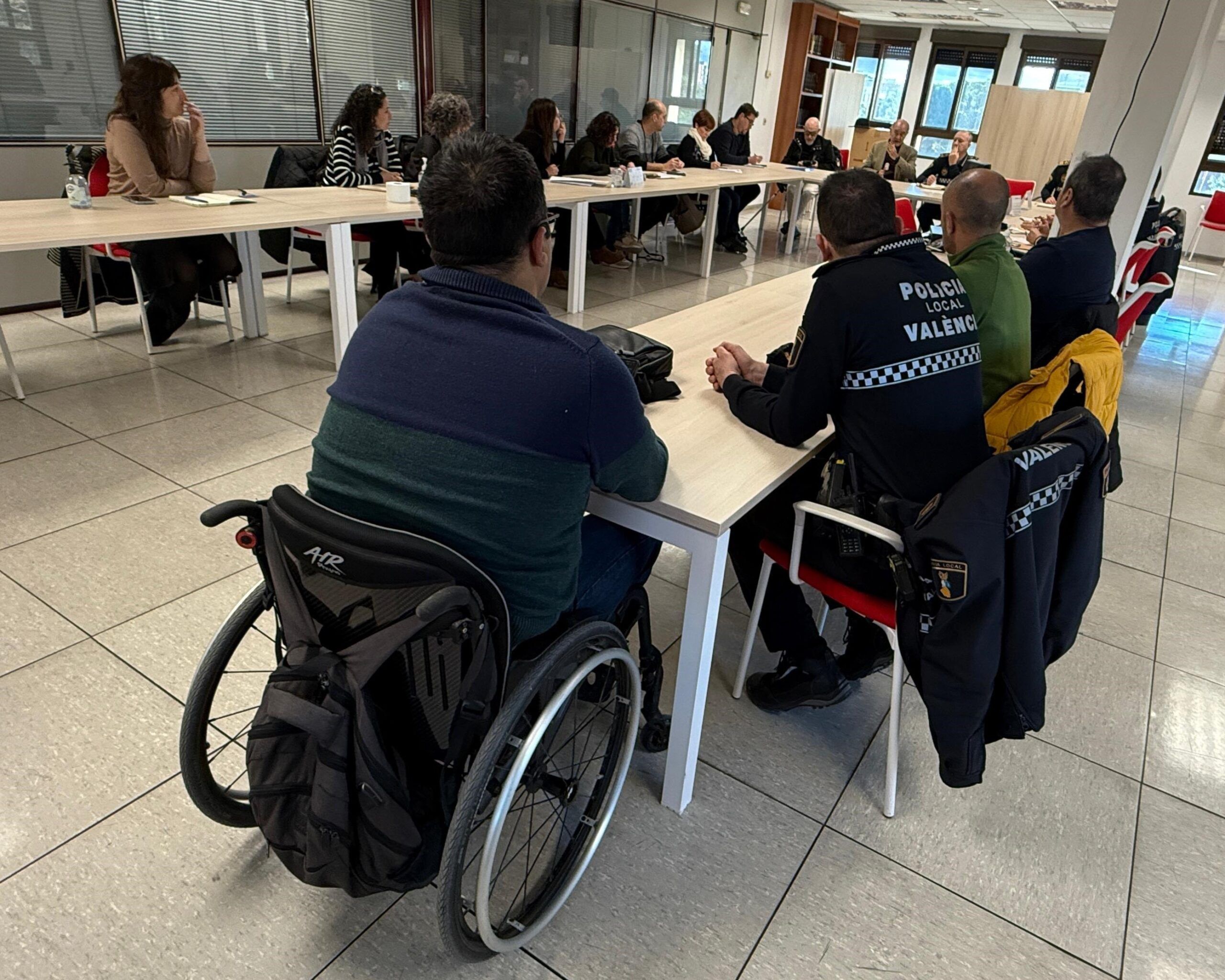 Las asociaciones de personas con discapacidad tendrán un policía local de relación