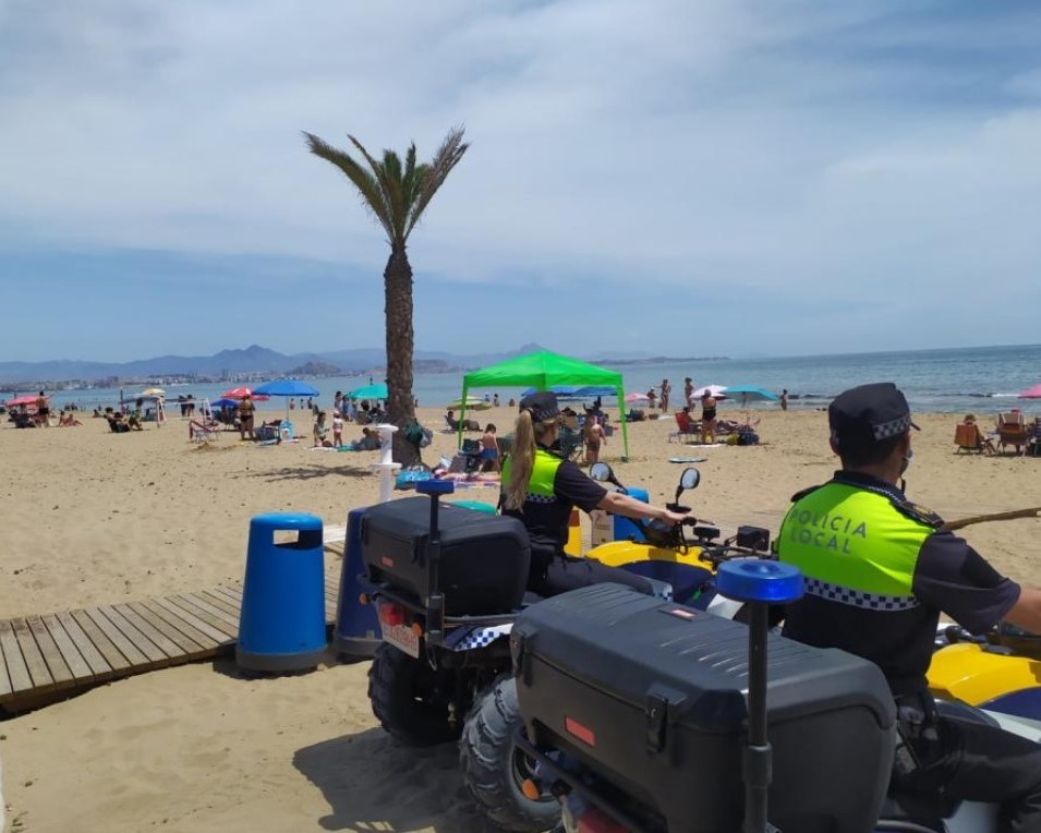 Alicante activa campaña para reforzar la seguridad en las playas este verano