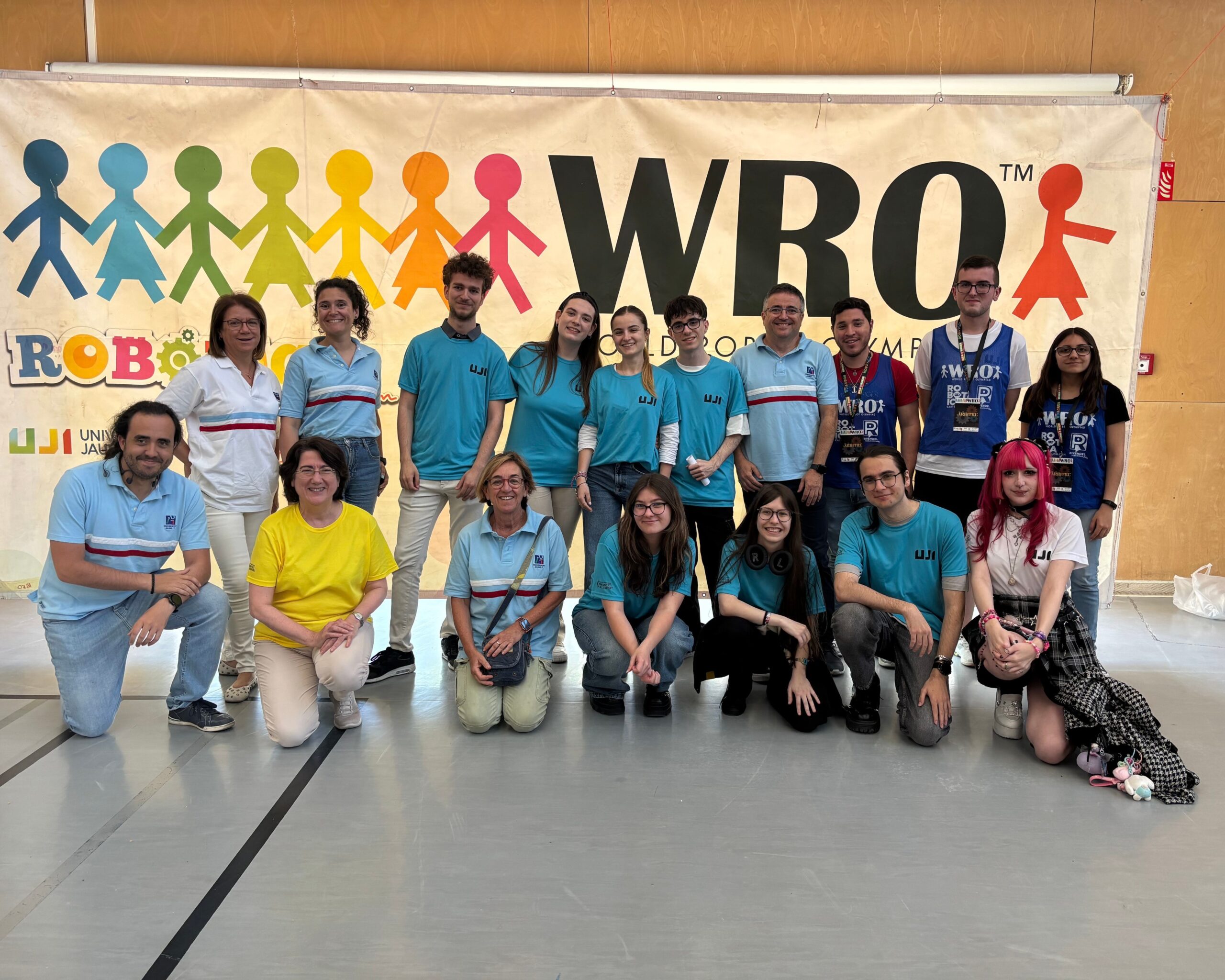 La UJI recibe las Olimpiadas de Robótica y premia a los mejores equipos jóvenes de la Comunidad Valenciana